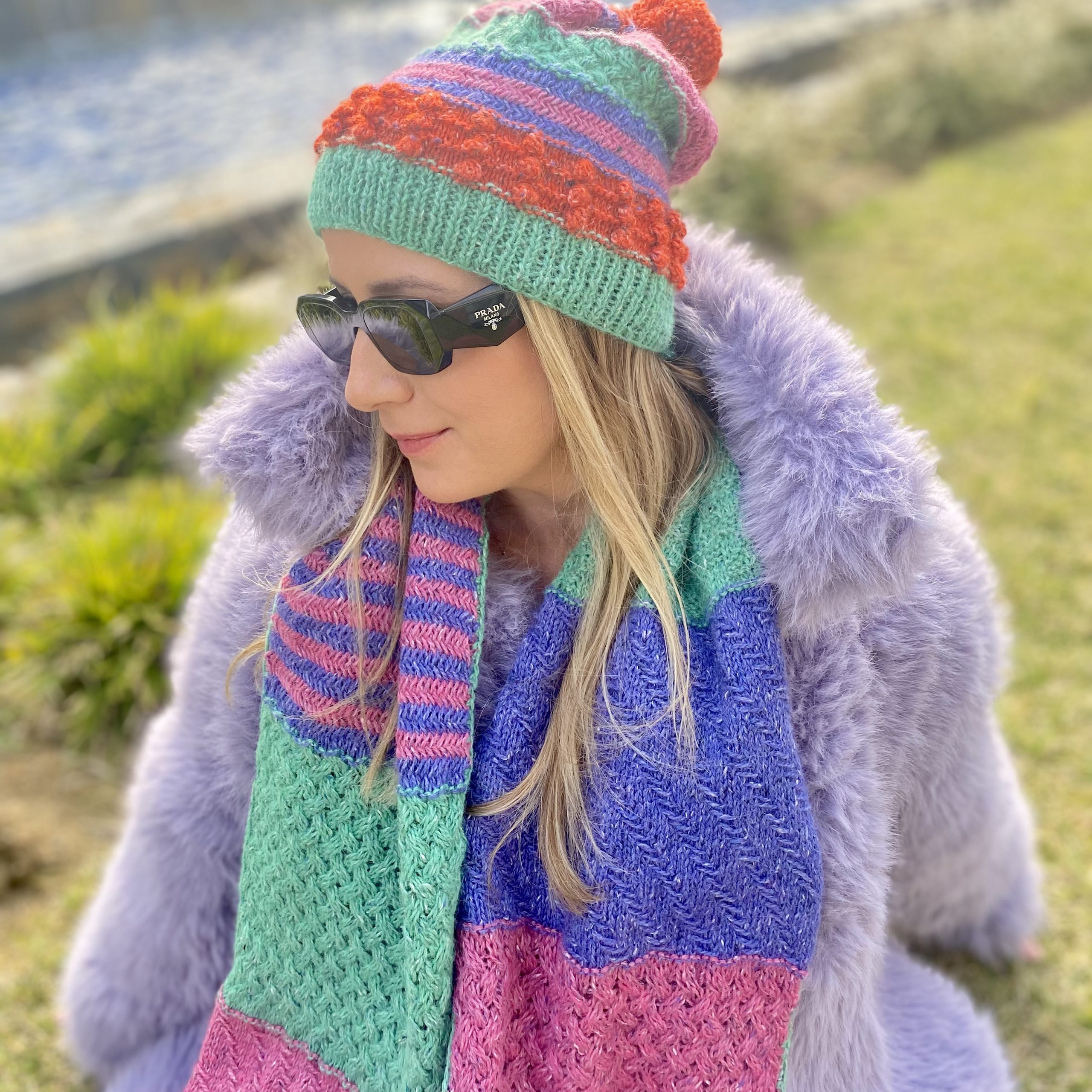 El Örgüsü Rowan Patchwork Yün Ponponlu Şapka